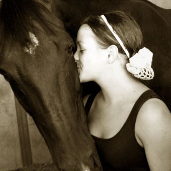 Meet your Posher, Sarah - Picture 1 of 1